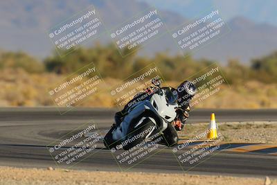 media/Dec-09-2023-SoCal Trackdays (Sat) [[76a8ac2686]]/Turn 15 Set 2 (245pm)/